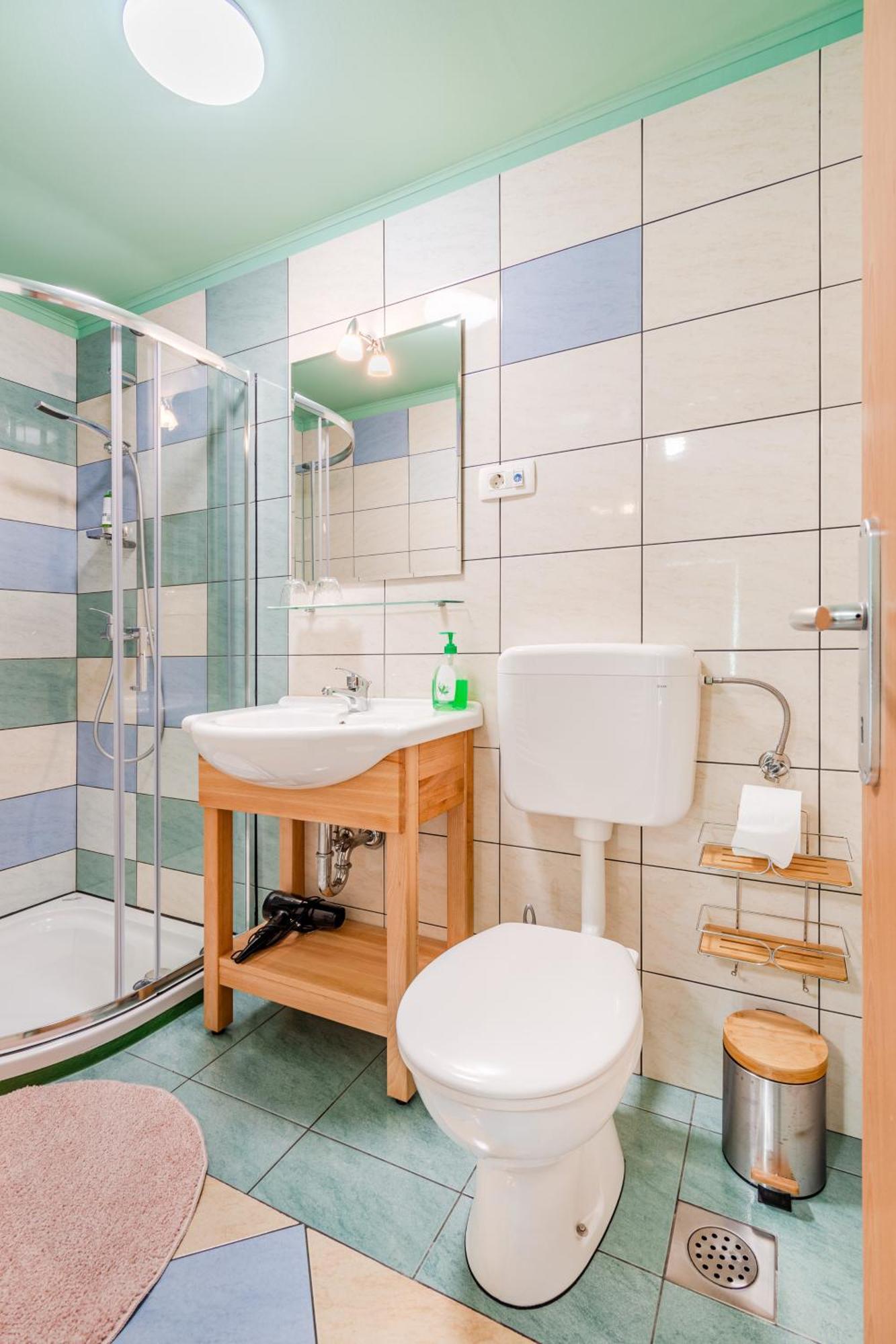Apartments Orhideja トールミン エクステリア 写真