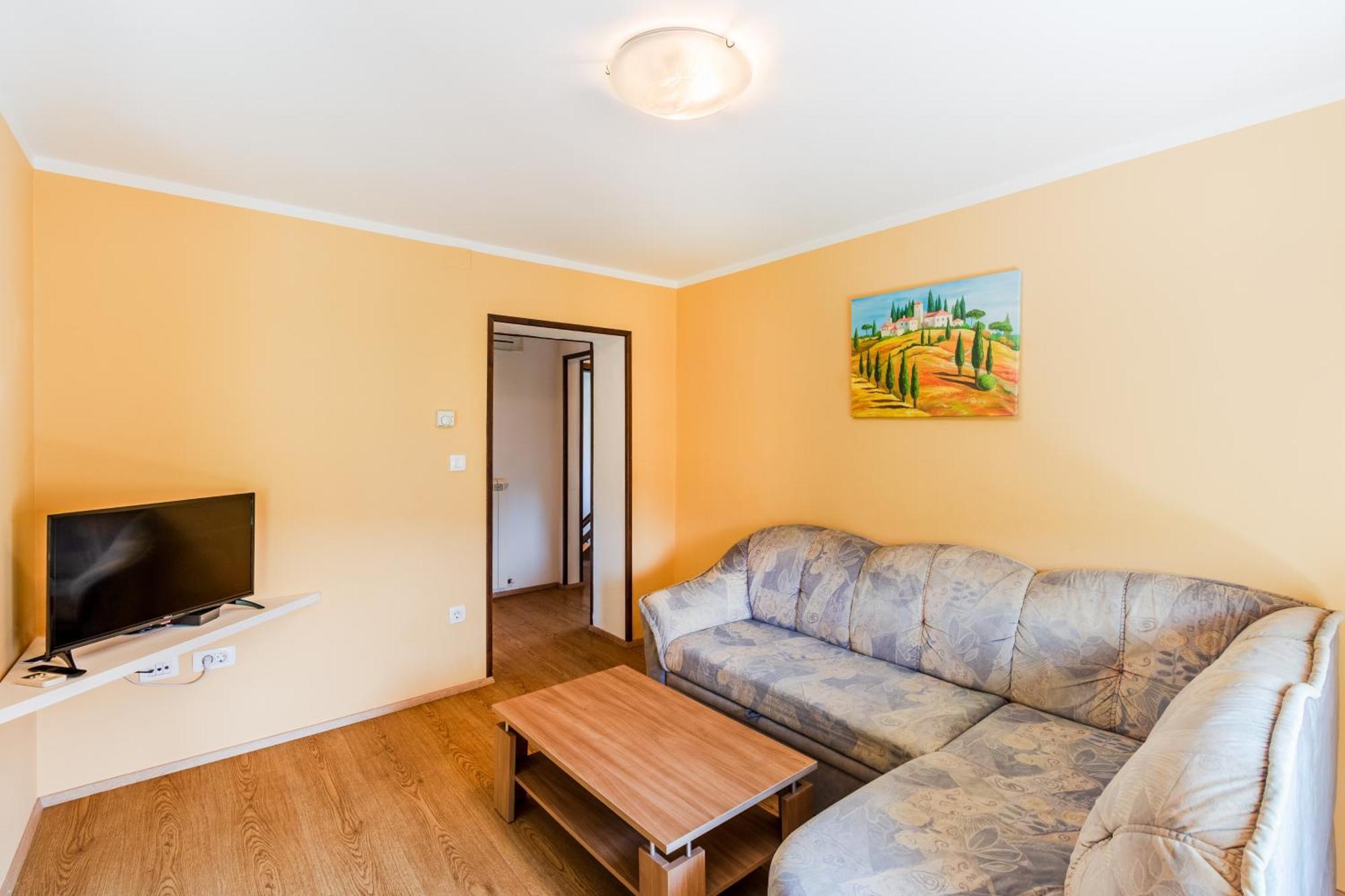 Apartments Orhideja トールミン エクステリア 写真