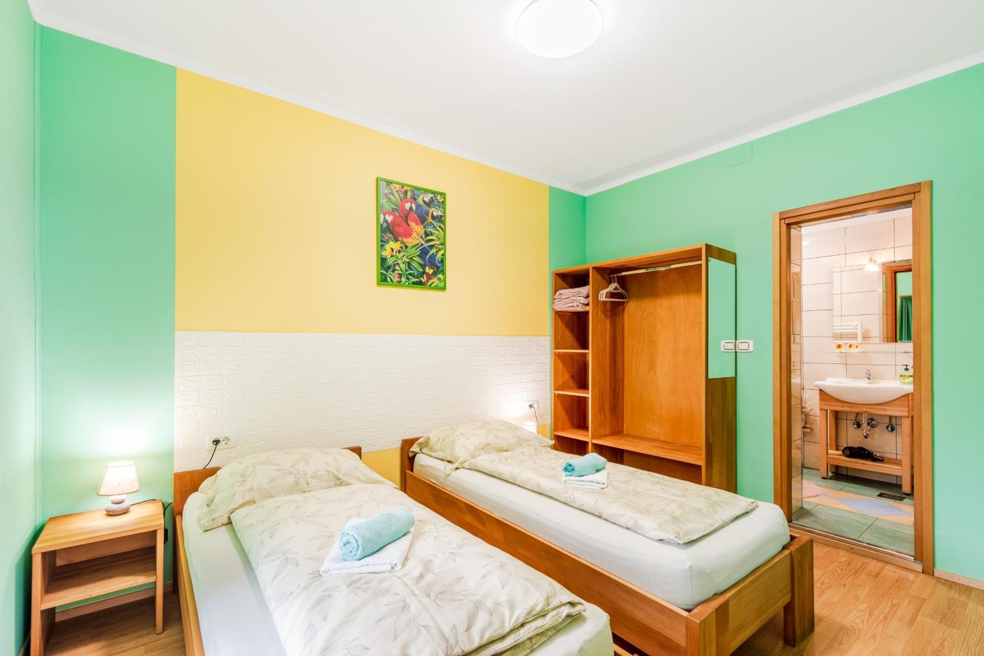 Apartments Orhideja トールミン エクステリア 写真