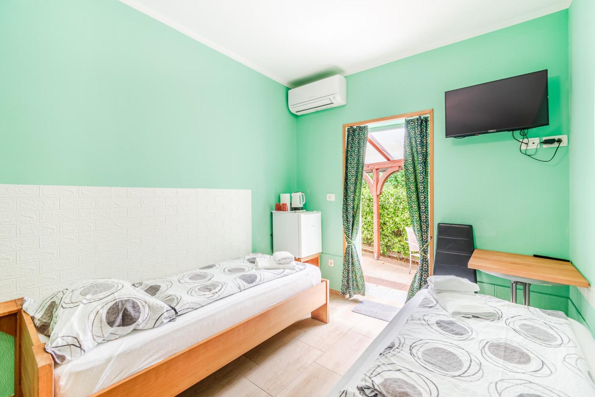 Apartments Orhideja トールミン エクステリア 写真